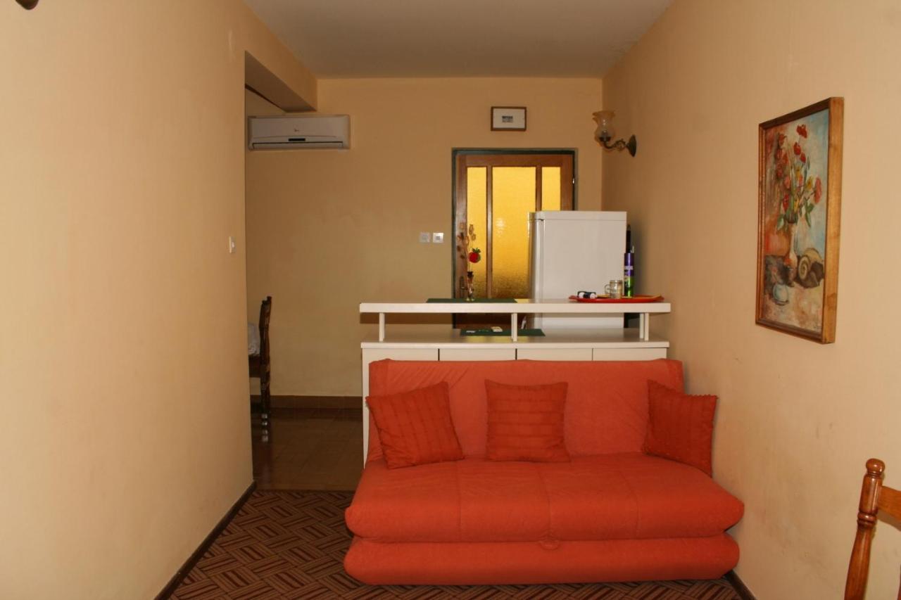 Apartments And Rooms By The Sea Sucuraj, Hvar - 4029 Экстерьер фото